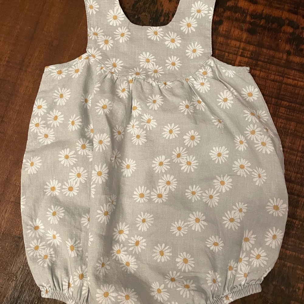 New Rylee + Cru Linen Sunflower Romper